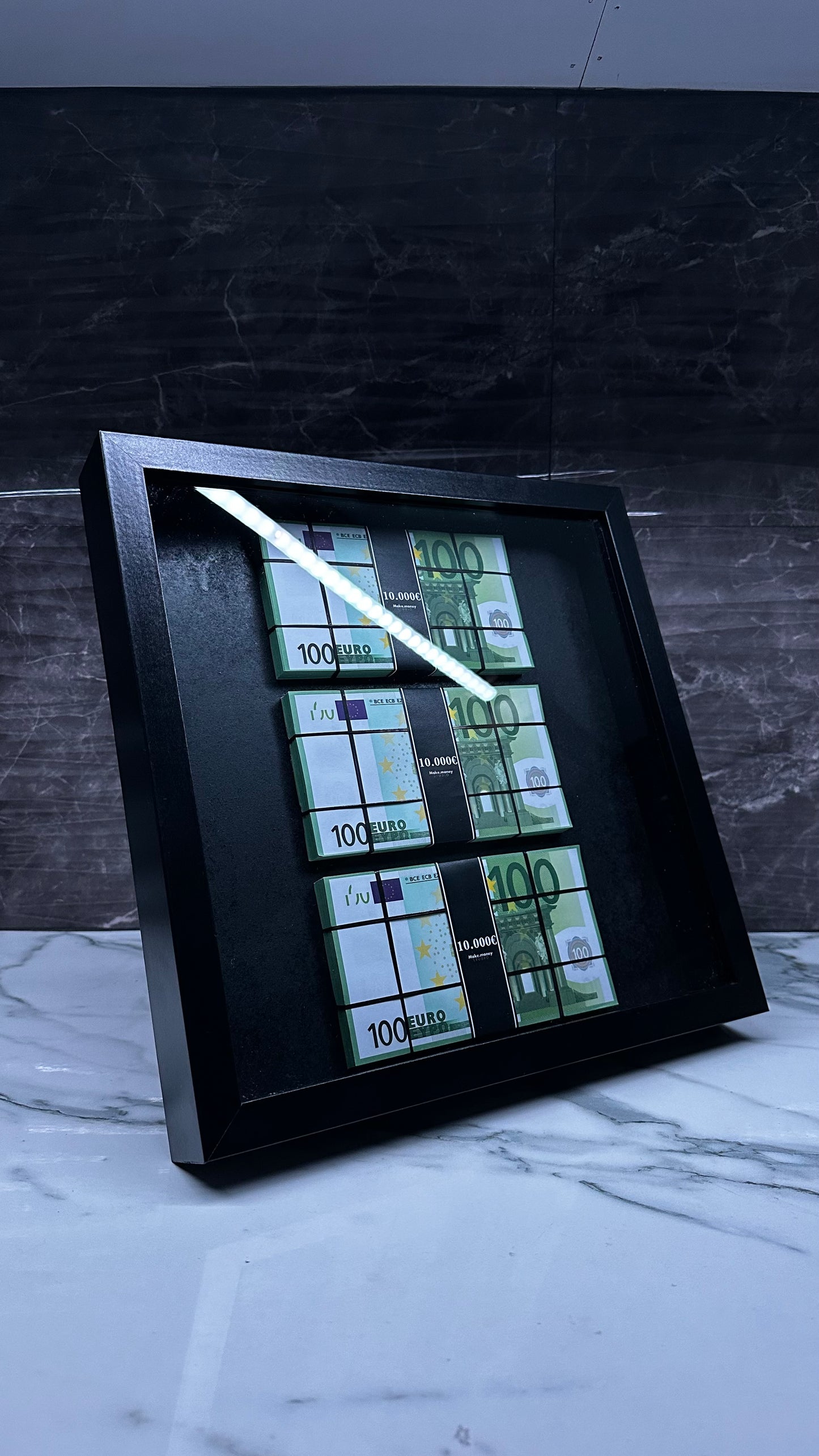 €uro Stack Frame