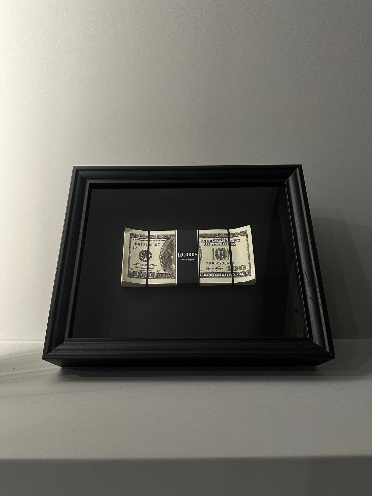 10K Dollars Money Stack Frame