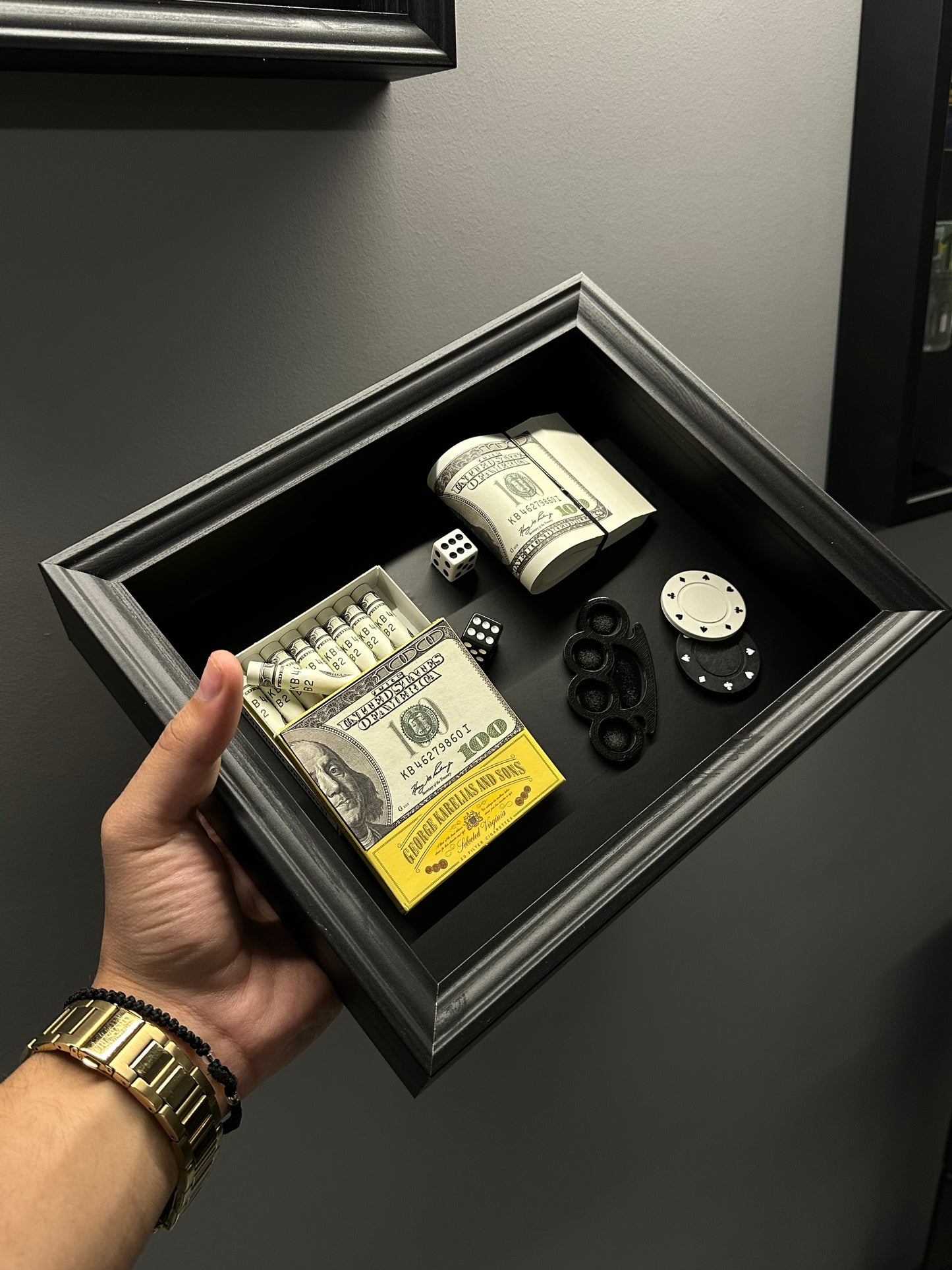 Crime & Hustle Frame