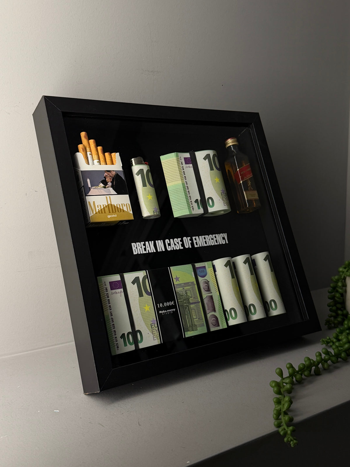 Millionaire Frame