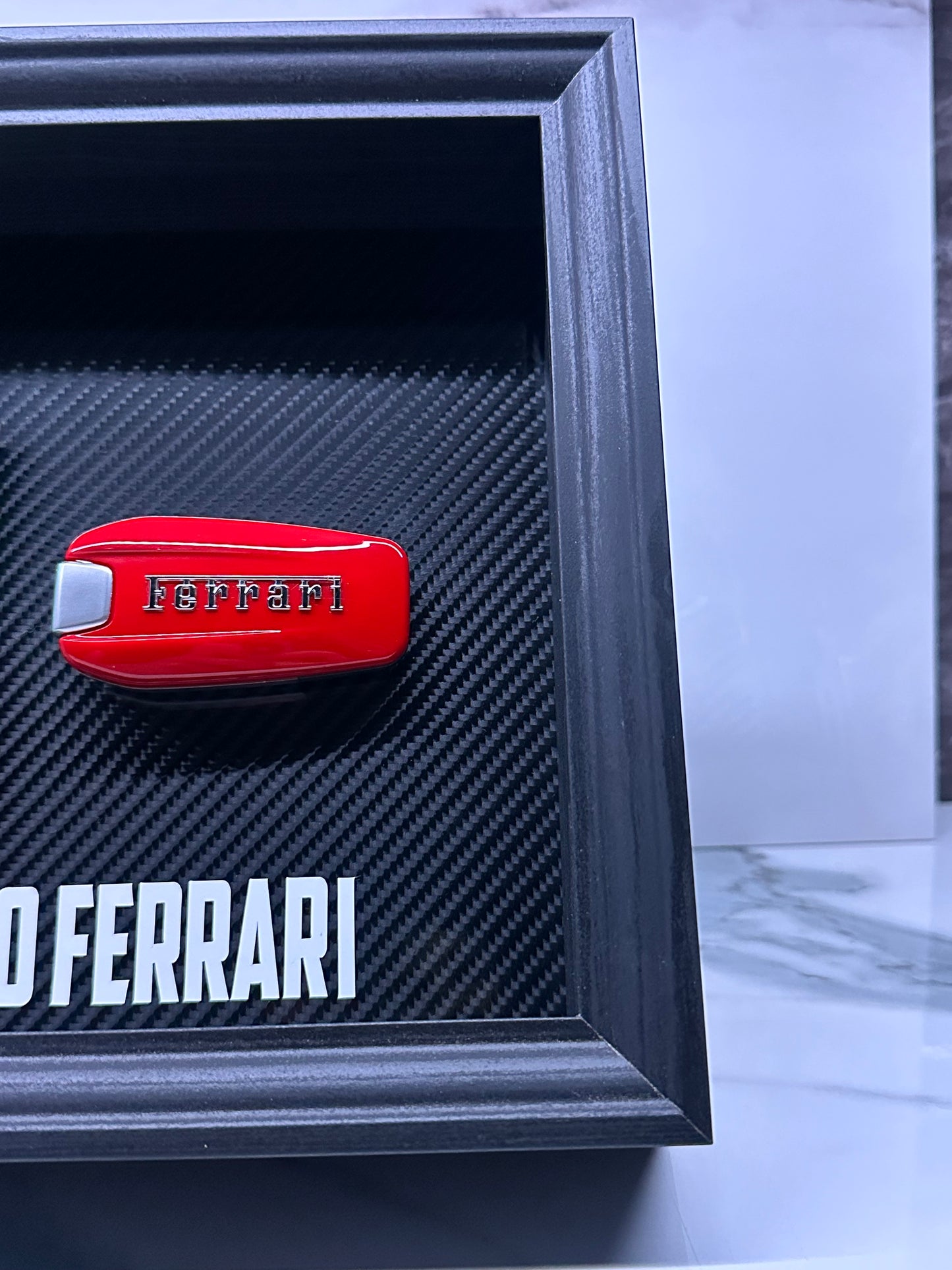FERRARI CARBON EDITION