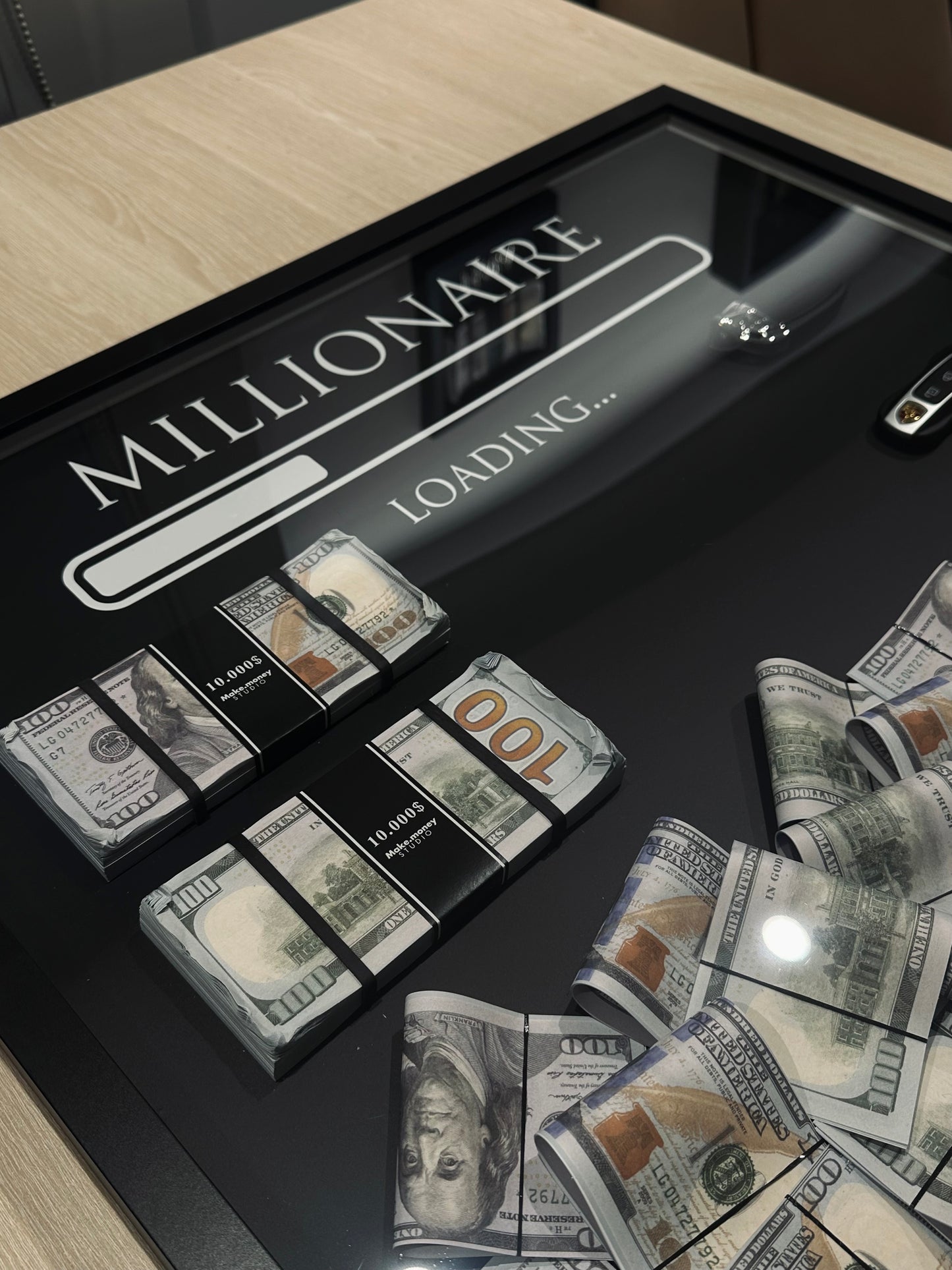Millionaire Loading Frame (93x63cm)