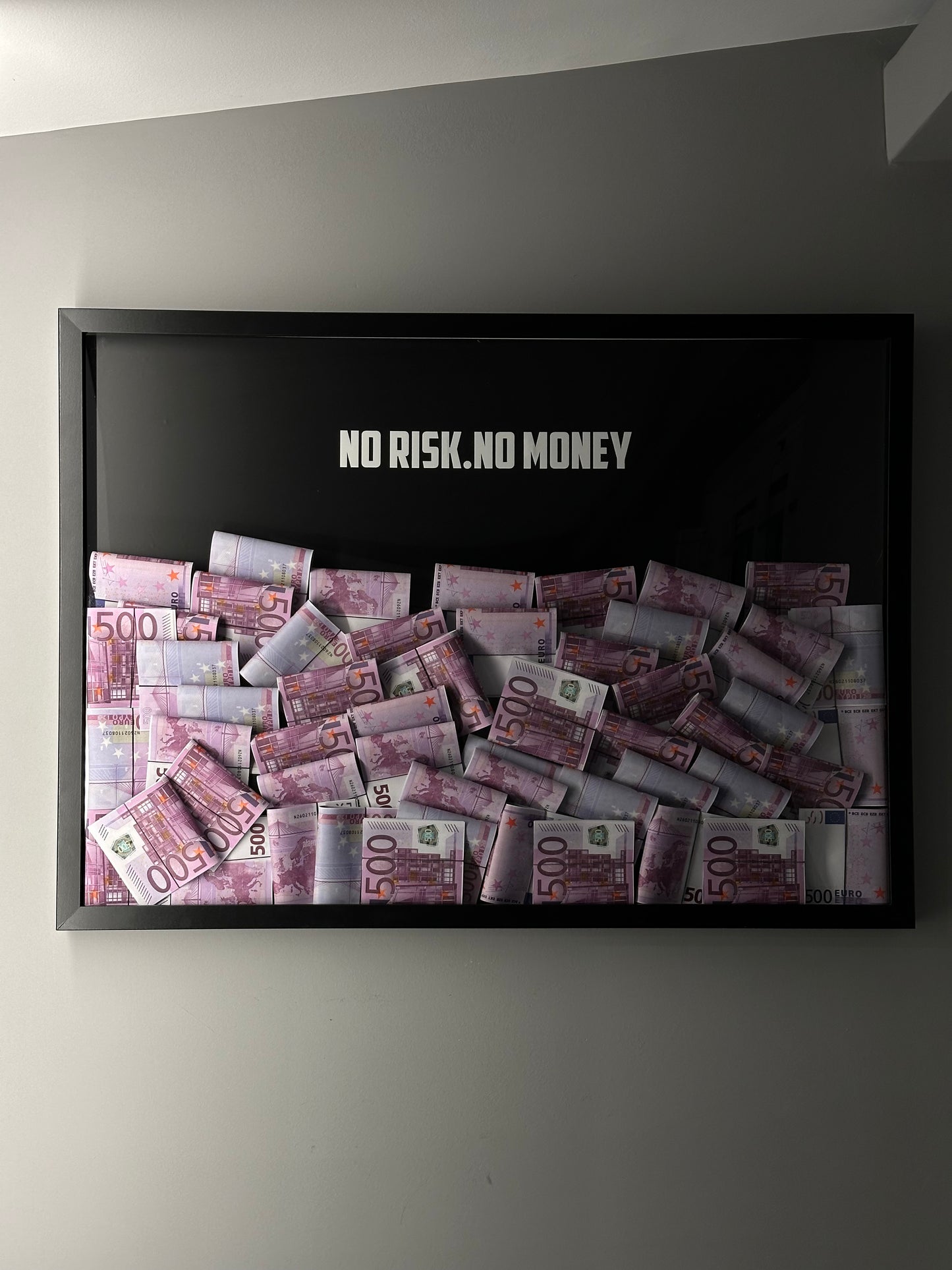 Money Storm Frame – No Risk, No Money