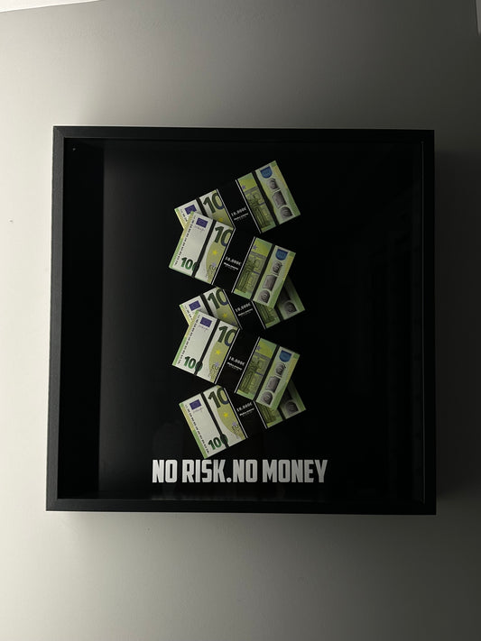 No Risk. No Money – 100€ Stacks Frame